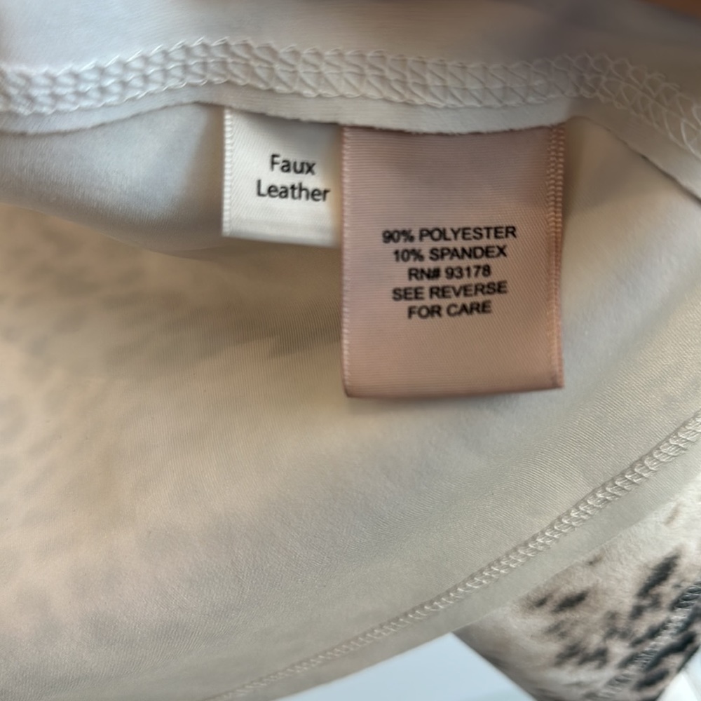 Philosophy 2X Animal Print Faux Leather Open Front Cardigan with Pockets - Picture 5 of 9